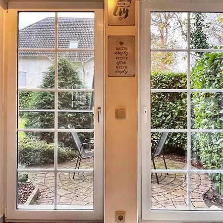 Reihenhaus Mit Garten *