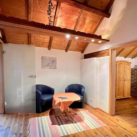 Reihenhaus Mit Garten